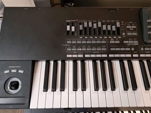 Korg - PA3X-76 2